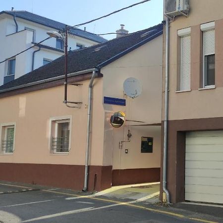 Krisztina Apartman Nagykanizsa Exteriör bild
